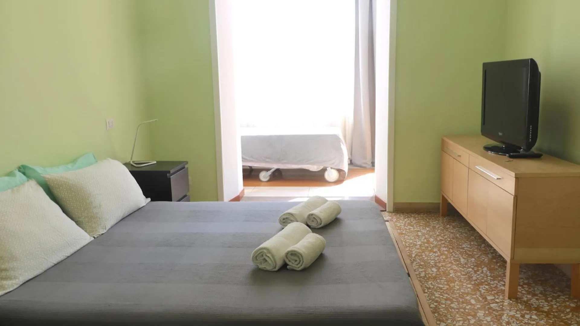 Rome Sleep Home Bed & Breakfast